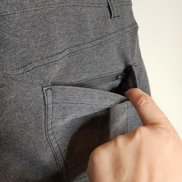 Lululemon Grey Tech Canvas ABC pants. Men's size 30×33. - Picture 11 of 16